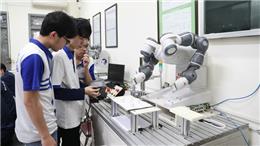 Tuyển sinh đào tạo ngành vi mạch bán dẫn: Không sợ thừa, chỉ sợ thiếu?