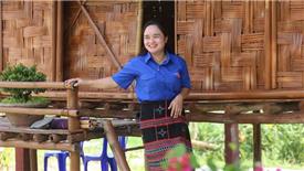 Cô gái Tà Ôi làm du lịch cộng đồng thu trăm triệu vào mùa cao điểm