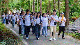 Để sinh viên ra trường hết 