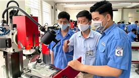 Trường ĐH nào được đào tạo cả CĐ và trung cấp?