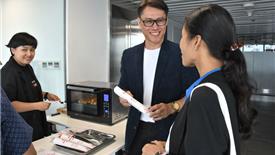 Gác bằng kỹ sư, chàng trai khởi nghiệp với bánh mì đông lạnh