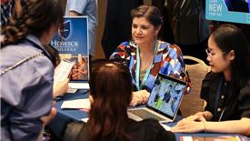 Một nước nói tiếng Anh tăng cường học bổng, rộng đường định cư cho người Việt