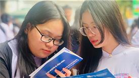 Tuyển sinh 2026, nhiều trường đại học tiếp tục “siết” điểm học bạ