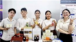 Sinh viên khởi nghiệp dùng AI để… bán trà, dạy lịch sử, ngăn lừa đảo online