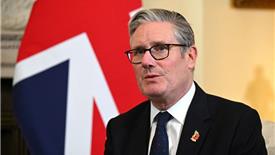 Rộ tin đồn Chính phủ Anh sẽ hủy bỏ toàn bộ visa sau tốt nghiệp