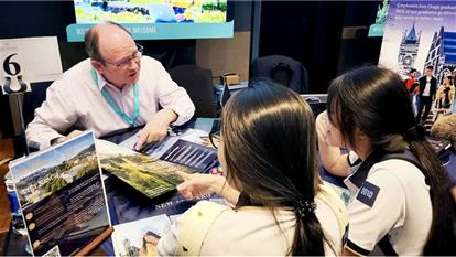 Chuyện của những người tư vấn du học