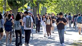 Canada đổi luật du học 2026: Học sinh Việt Nam cần chuẩn bị gì?