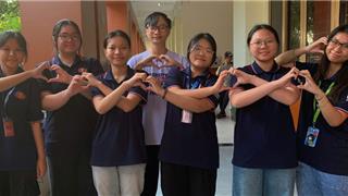 Sinh viên thực hiện dự án cân bằng học tập, tinh thần