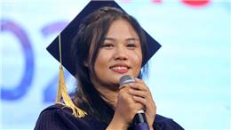 Phút xúc động của thủ khoa ngành Giáo dục mầm non làm nhiều người rơi nước mắt