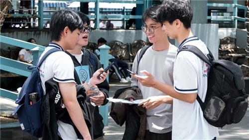 Dày đặc kỳ thi năng lực vào đại học, học sinh nên chọn gì, ôn sao?