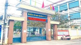 Giáo viên tự ý hạ điểm học sinh, không chỉ là con số mà là tư cách người thầy