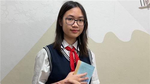 Nữ sinh đam mê ngôn ngữ trở thành thủ khoa tiếng Pháp TP Hà Nội