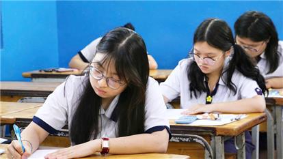Sửa đổi quy chế thi tốt nghiệp THPT: tích hợp giấy tờ, rút ngắn thời gian phúc khảo