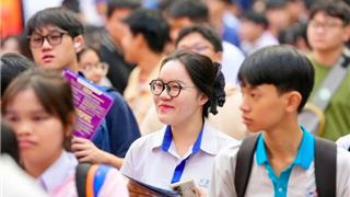 Các dữ liệu nào trong lĩnh vực giáo dục được tích hợp để phát triển AI?