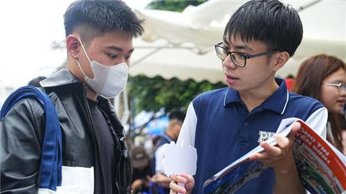 Tuyển sinh đại học 2026: Học phí tăng, thí sinh đau đầu chọn trường