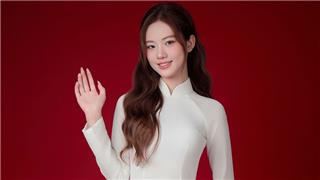 Nữ sinh năm nhất trở thành hoa khôi Trường Đại học Khoa học Xã hội và Nhân văn