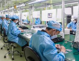 Tại sao ngành Vi mạch bán dẫn cần nhiều nhân lực? nhiều trường ĐH đang “ồ ạt” mở ngành tuyển sinh, liệu sinh viên ra trường có thất nghiệp?