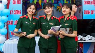 Có nên học hệ dân sự trong trường quân đội?