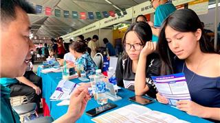 Điểm sàn đại học 2026: Nhìn từ khoảng cách 10 điểm