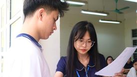 Trường đại học Hà Nội loại bỏ hồ sơ thí sinh có IELTS nhưng bỏ thi tốt nghiệp tiếng Anh