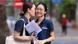 Vì sao thi lớp 10 căng thẳng hơn thi đại học?