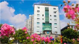 Trường Đại học Luật TPHCM công bố điểm chuẩn 2026, cao nhất 21,25 điểm
