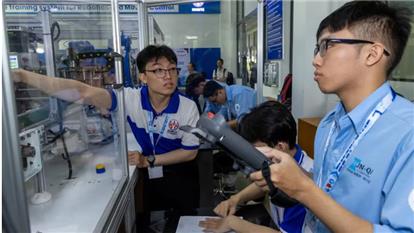 STEM trỗi dậy, ngành hot khối xã hội hạ nhiệt