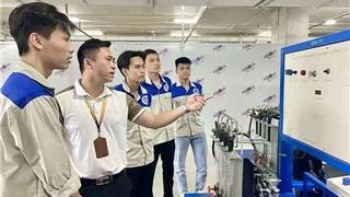 Quy định chuẩn nghề nghiệp, xếp lương, chế độ làm việc với giáo viên trung học nghề