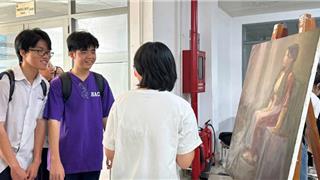 Có nên để hoạt động trải nghiệm, hướng nghiệp là môn học riêng?