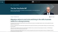 Australia siết việc du học sinh đưa người thân sang
