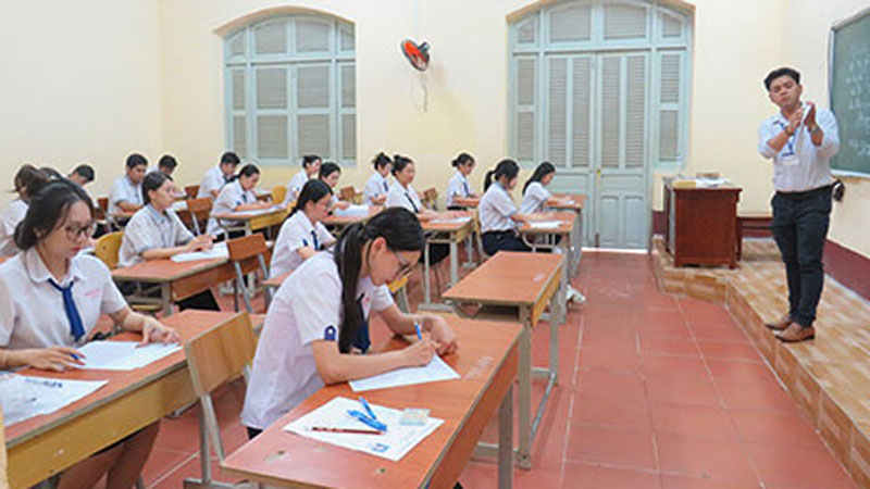 Gợi ý bài giải 24 mã đề môn toán thi tốt nghiệp THPT 2024