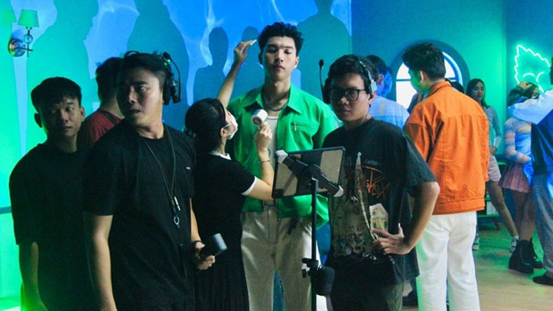 Con đam mê ngành đạo diễn, phụ huynh lưỡng lự