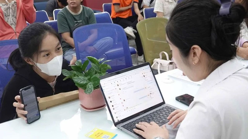 Nhiều trường đại học cho thí sinh nhập học trực tuyến