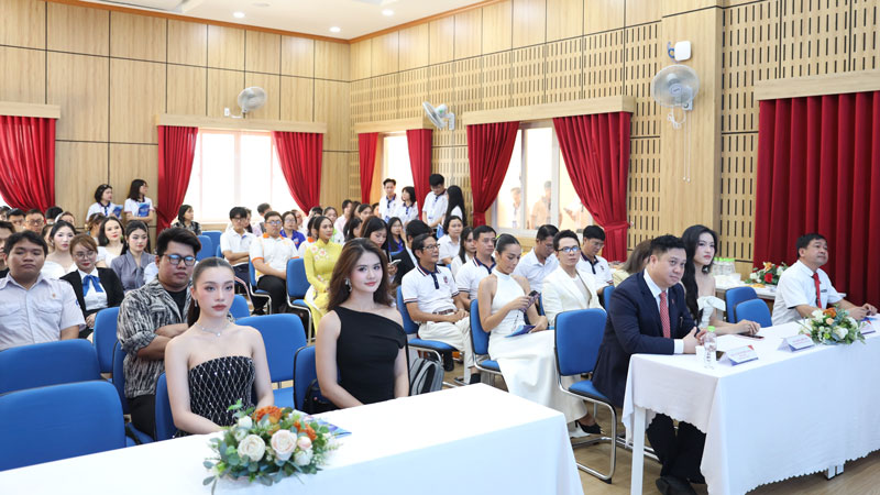 Trường ĐH Ngân hàng TP. Hồ Chí Minh khởi động Cuộc thi Miss & Mister HUB 2024