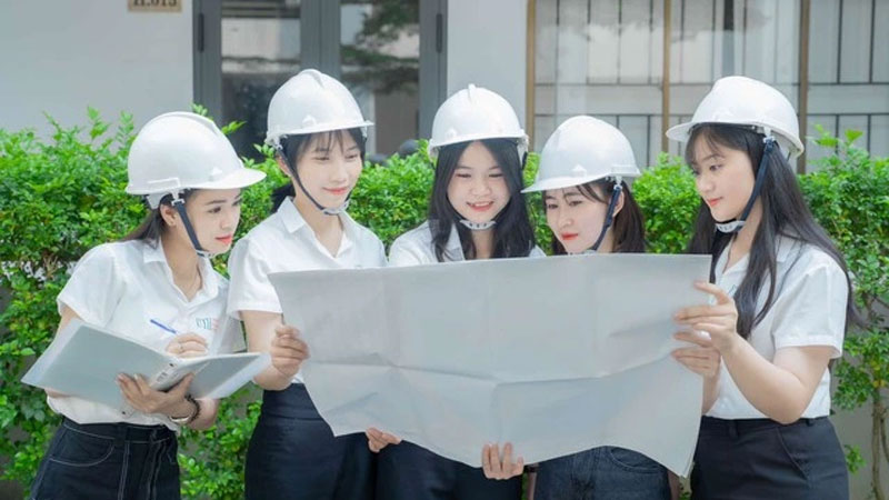 Thành lập Viện Đường sắt tốc độ cao trong trường đại học