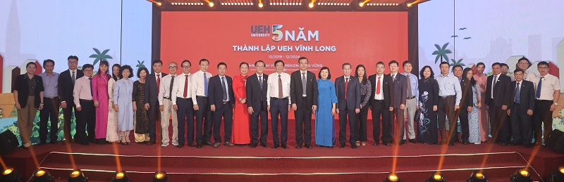 Phân hiệu Đại học Kinh tế TP.HCM tỉnh Vĩnh Long