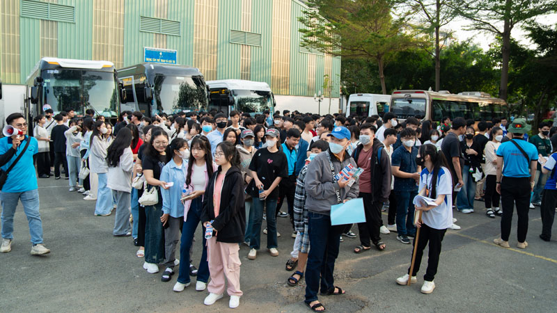 Hàng trăm ngành nghề phù hợp với xu thế được giới thiệu đến HS trong Ngày hội Cùng bạn quyết định tương lai 2025