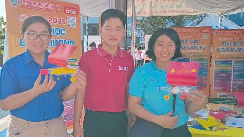 Tích hợp giáo dục kỹ năng công dân số vào bài học STEM