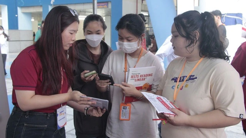 Những công việc thu nhập hàng chục triệu đồng/tháng cho sinh viên mới ra trường