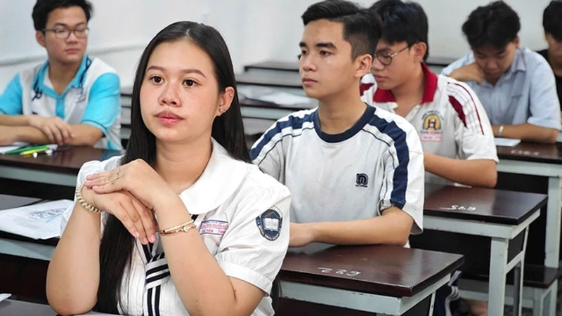 Đánh giá năng lực 2025: Thí sinh nói gì về những môn không học nhưng vẫn thi?
