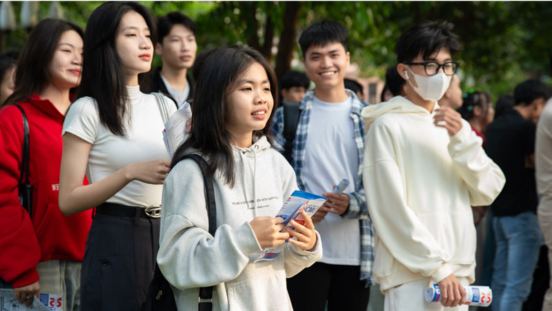 Ngành học nào được nhiều thí sinh đại học lựa chọn nhất mấy năm qua?