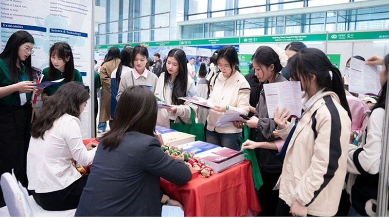 Học sinh Việt Nam thêm cơ hội học tập ở Trung Quốc