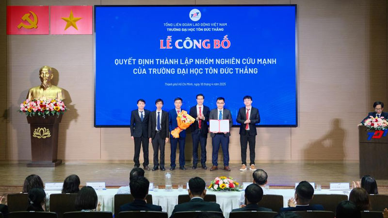 Trường ĐH Tôn Đức Thắng ra mắt thêm 4 nhóm nghiên cứu mạnh - từng bước hiện thực hóa mục tiêu trở thành ĐH nghiên cứu chuẩn quốc tế.