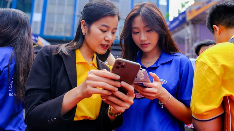 Nhà tuyển dụng mách nước sinh viên cách ghi điểm khi tìm việc