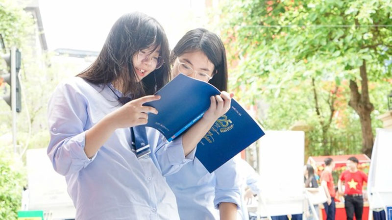 AI trong trường học: Đối thủ hay người bạn của học sinh?