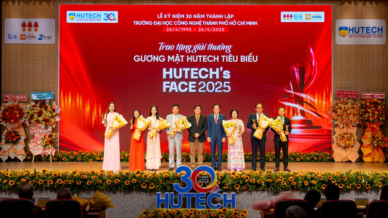 HUTECH long trọng tổ chức Lễ kỷ niệm 30 năm thành lập