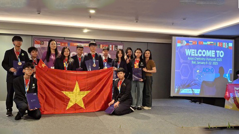 Học sinh Việt Nam đạt 17 huy chương tại Olympic Hoá học châu Á ACho