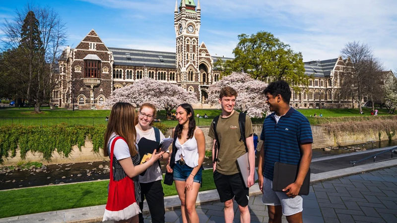 Đại học lâu đời nhất New Zealand cấp học bổng chưa từng có cho sinh viên Việt Nam