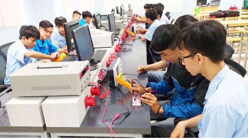 Dự thảo luật Giáo dục sửa đổi: Bộ GD-ĐT lý giải những điểm mới dư luận quan tâm