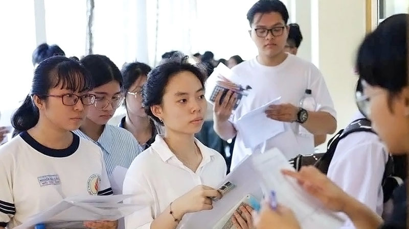Quy đổi điểm xét tuyển đại học về thang 30: Nơi 30, chỗ chỉ 25,2 điểm